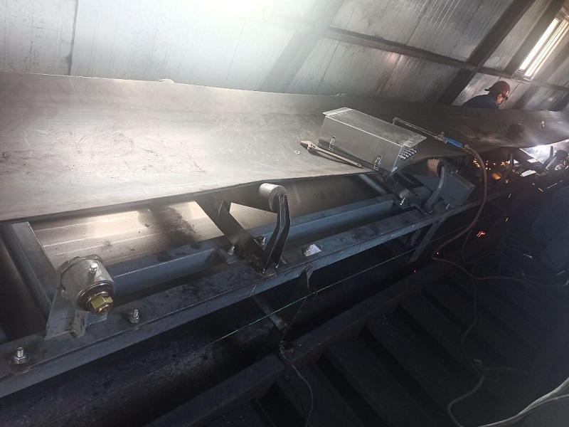 ICS-17A電子皮帶秤和FSD高精度皮帶秤在化工企業(yè)安裝調(diào)試中！