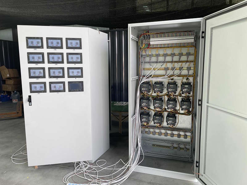 11合1給料機(jī)控制柜.JPG