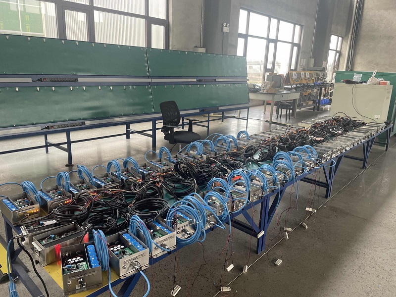 精心檢驗|礦用澆封兼本安型直流穩(wěn)壓電源老化測試