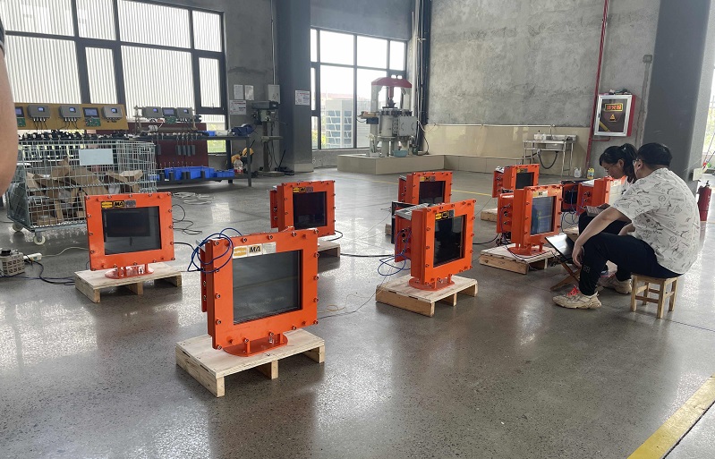 小體積，大作用！國(guó)諾礦用防爆電腦一體機(jī)即將發(fā)往煤礦作業(yè)現(xiàn)場(chǎng)！