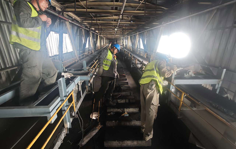 杰能新能源 皮帶采樣機.jpg