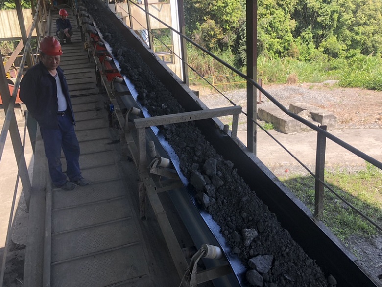 全面提升皮帶秤的性能和使用體驗(yàn)，皮帶秤廠家可采取哪些措施？