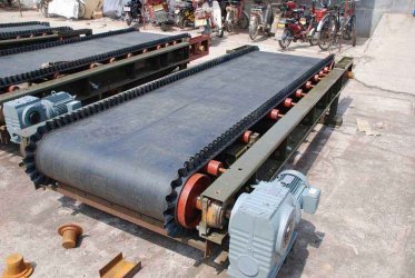 給料機廠家哪家好？行業(yè)面臨哪些問題？